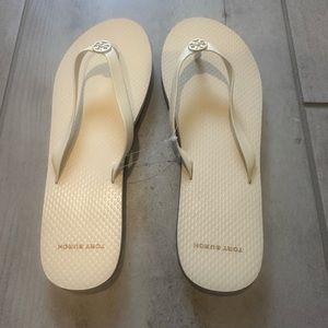 NIB Tory Burch | Mini Minnie Flip Flop | New Ivory | Size 9